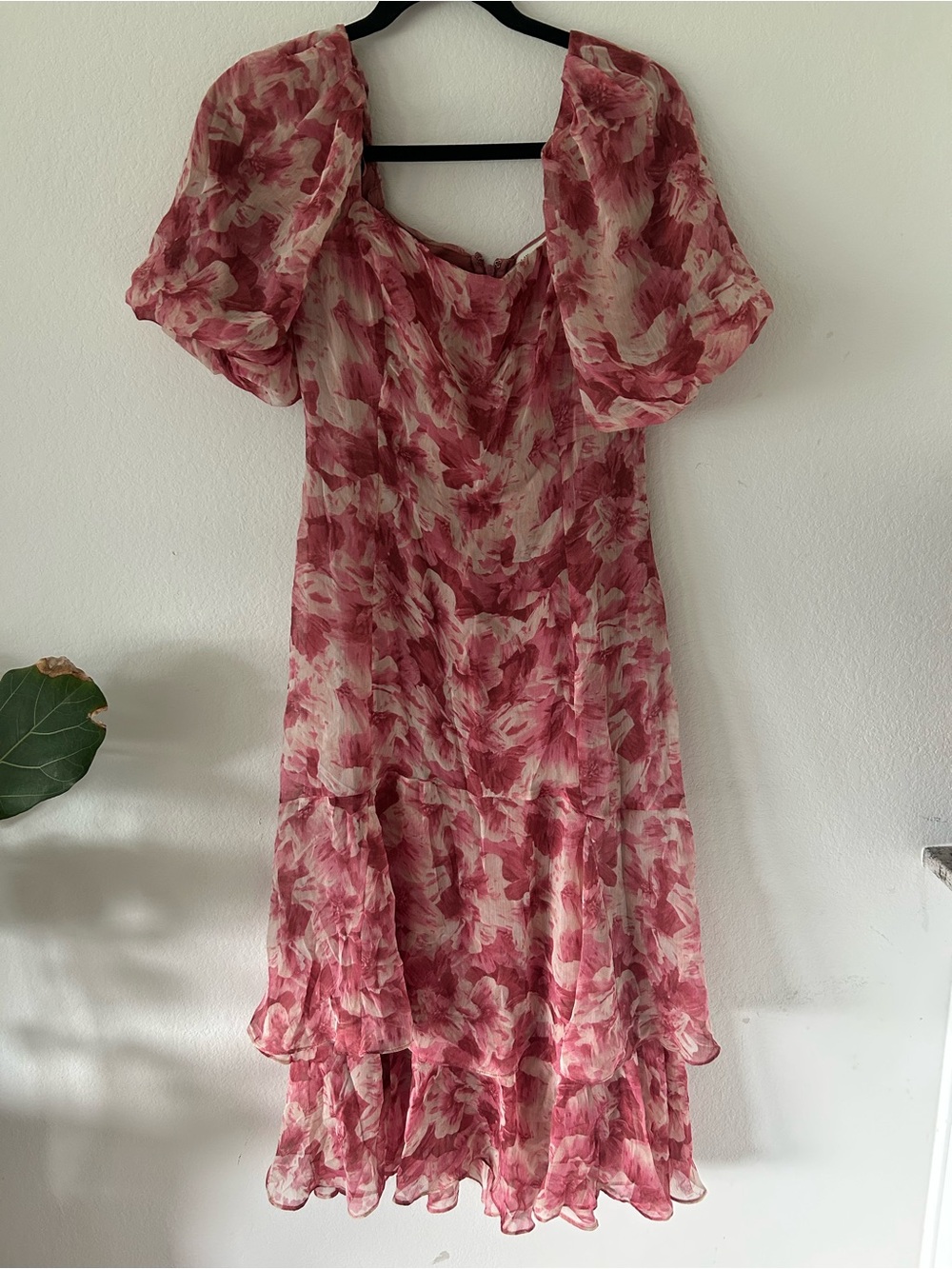 Puff-Sleeve Floral Midi Dress in Pink & Cream